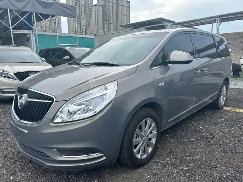Buick GL8, 2017