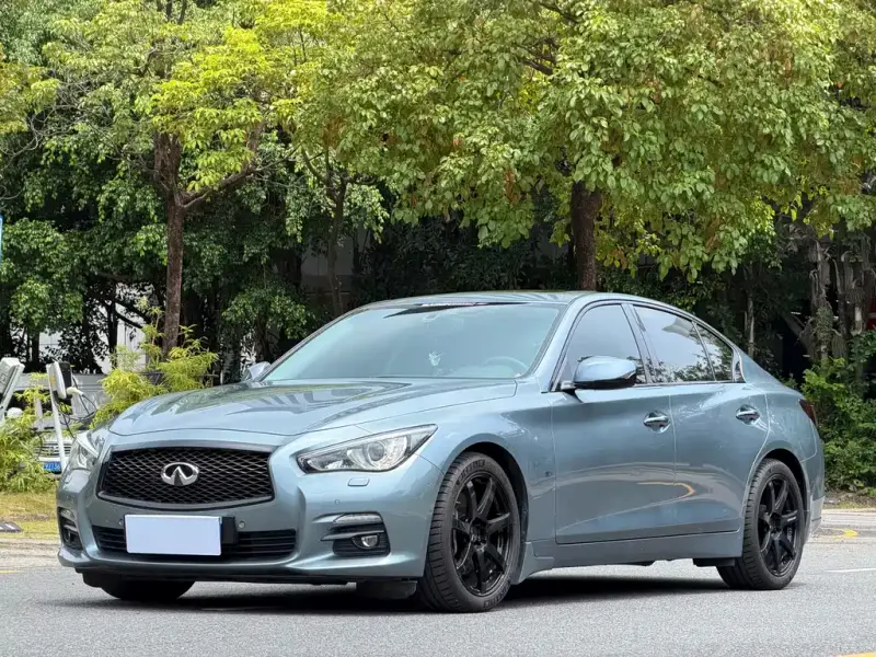Infiniti Q50, 2015