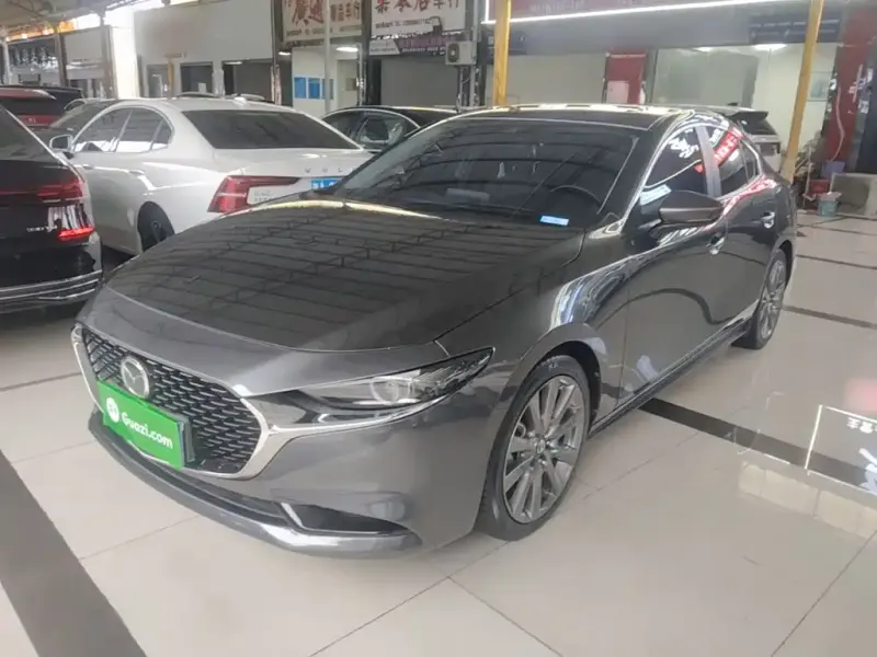 Mazda 3 Axela, 2024