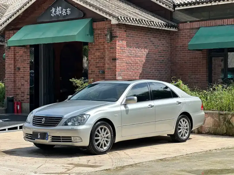 Toyota Crown, 2007