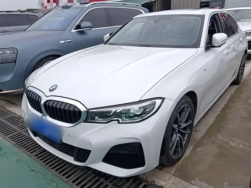 BMW 3 Series, 2021