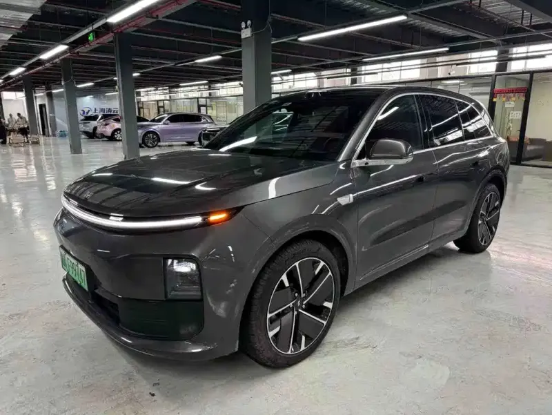 Li Auto Li L6, 2025