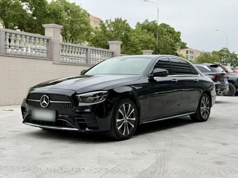 Mercedes-Benz E-Class New Energy Mercedes-Benz E-Class NEV 2022 Facelift 3 E 350 e L Plug-in Hybrid Dynamic Power Sport Sedan, 2022 — фото 1
