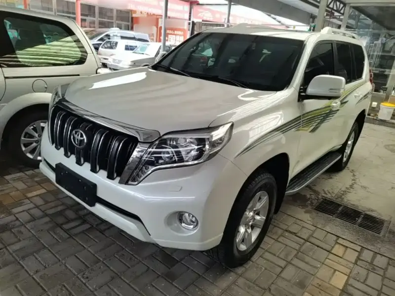 Toyota Prado, 2016 — фото 1