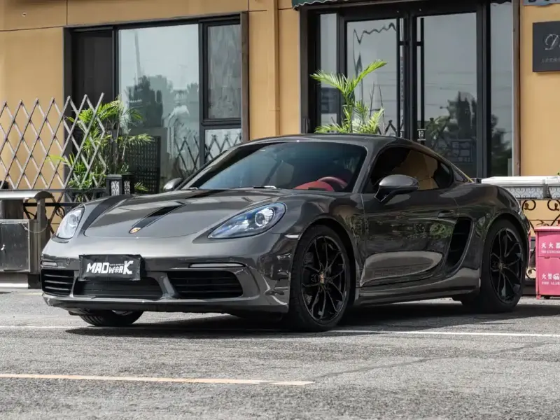 Porsche 718, 2025
