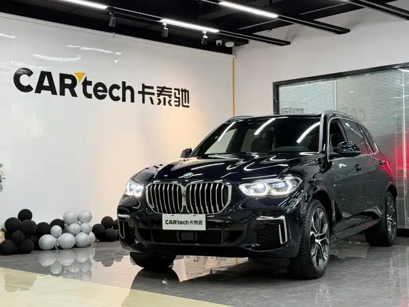 BMW X5 BMW X5 2022 Facelift xDrive 40Li Premium Type M Sport Package, 2023 — фото 1
