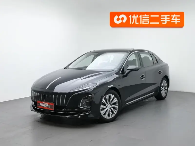 Hongqi E-QM5, 2023