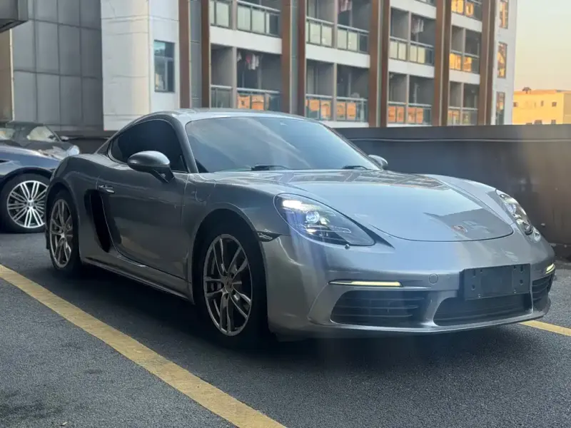 Porsche 718, 2018