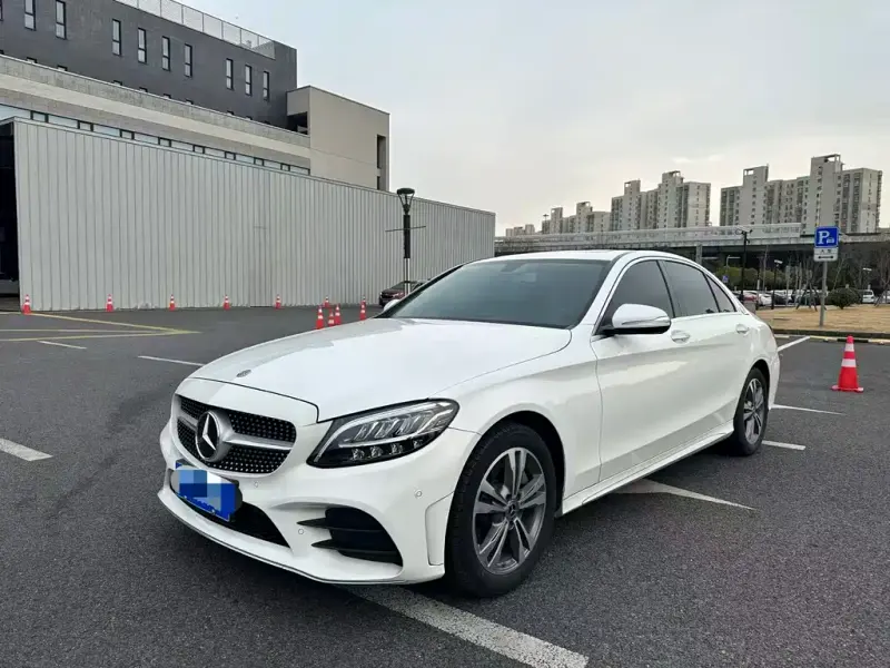 Mercedes-Benz C-Class, 2020