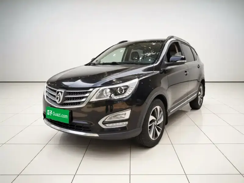 Baojun 560, 2015
