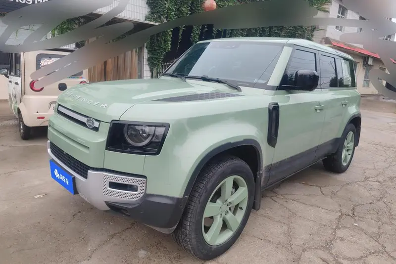 Land Rover Defender, 2023