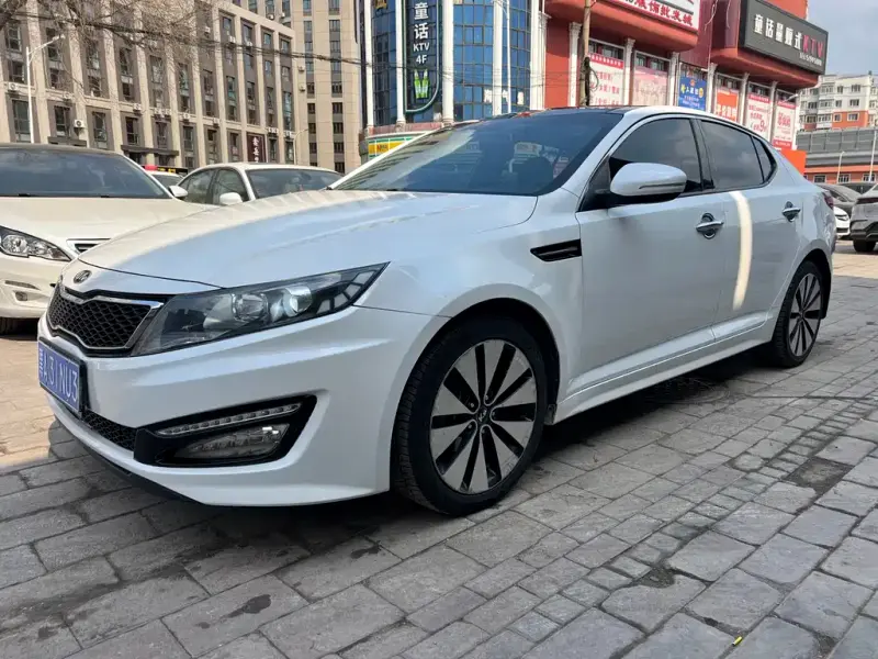 Kia K5, 2013