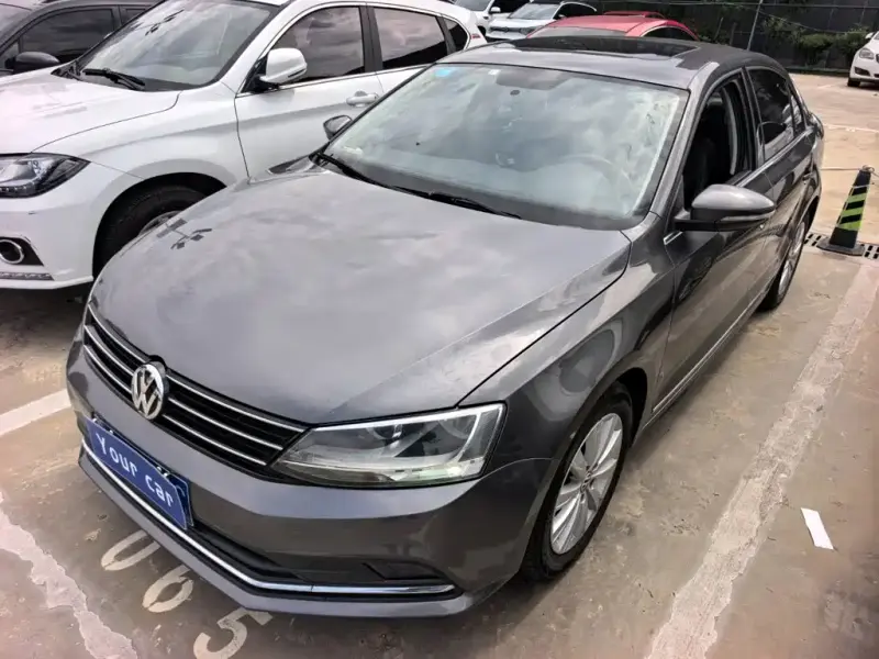 Volkswagen Sagitar, 2015