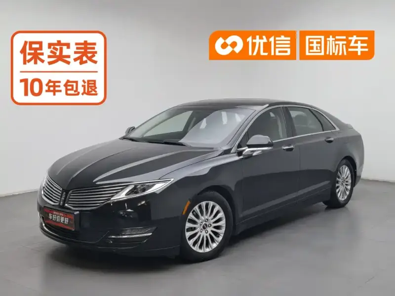 Lincoln MKZ, 2015