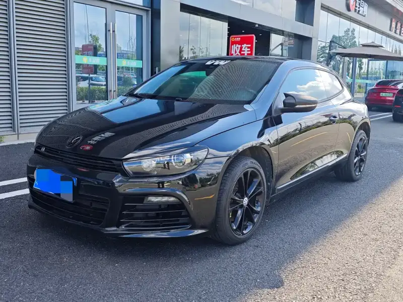 Volkswagen Scirocco, 2010
