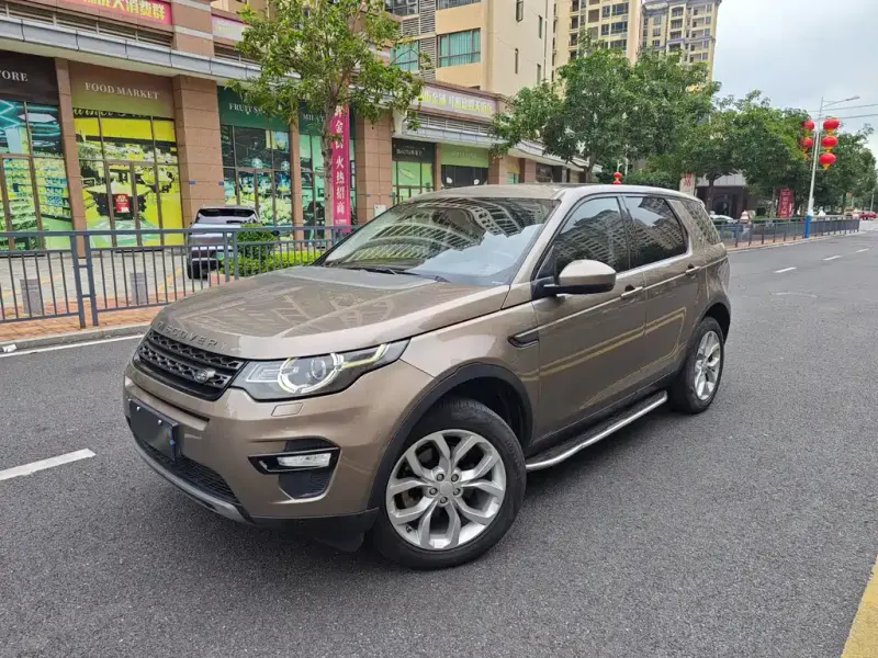 Land Rover Discovery Sport, 2015
