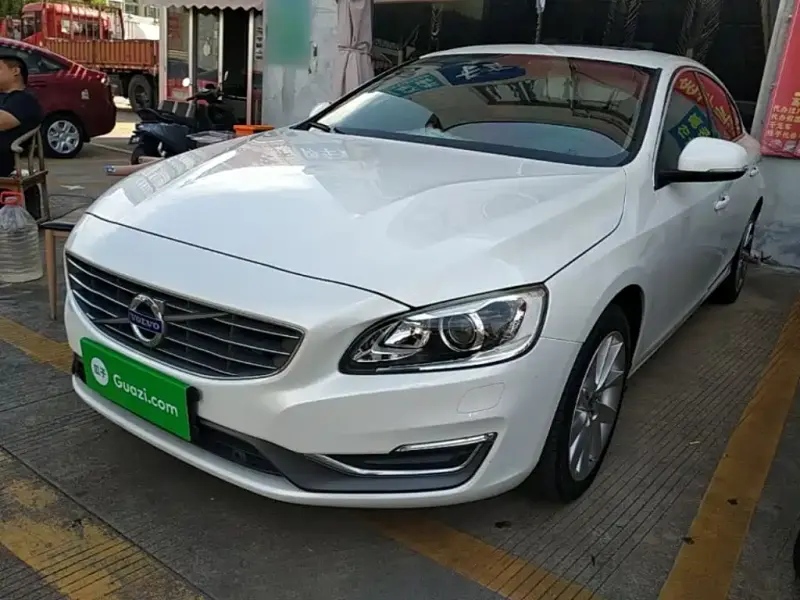Volvo S60, 2016