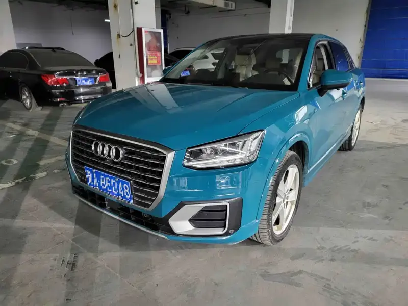 Audi Q2L, 2019