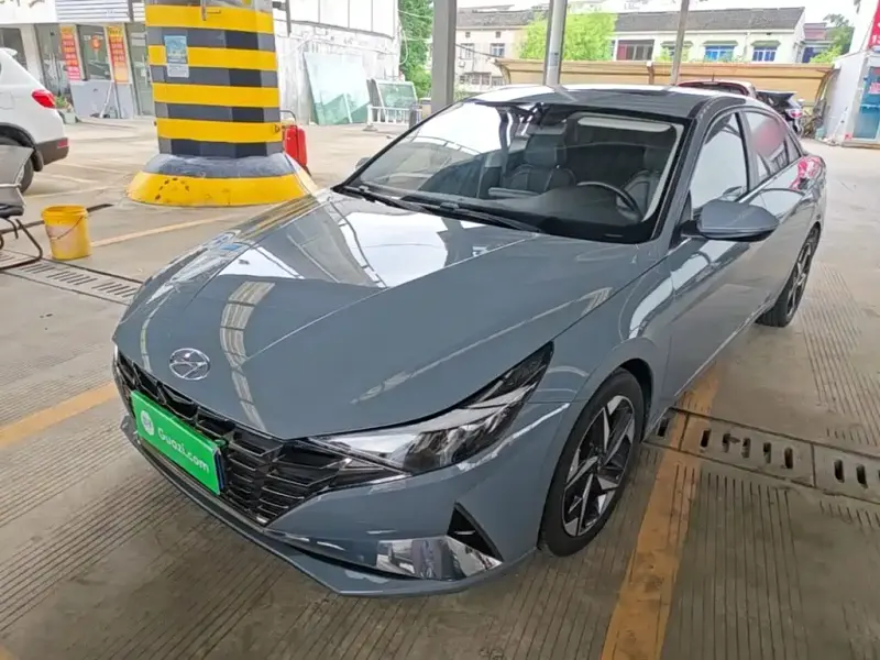 Hyundai Elantra, 2023