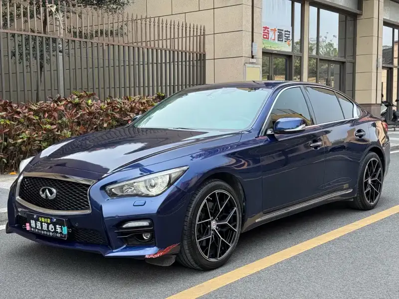 Infiniti Q50L, 2016