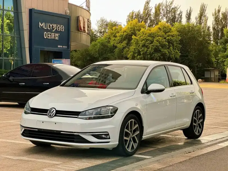 Volkswagen Golf, 2020