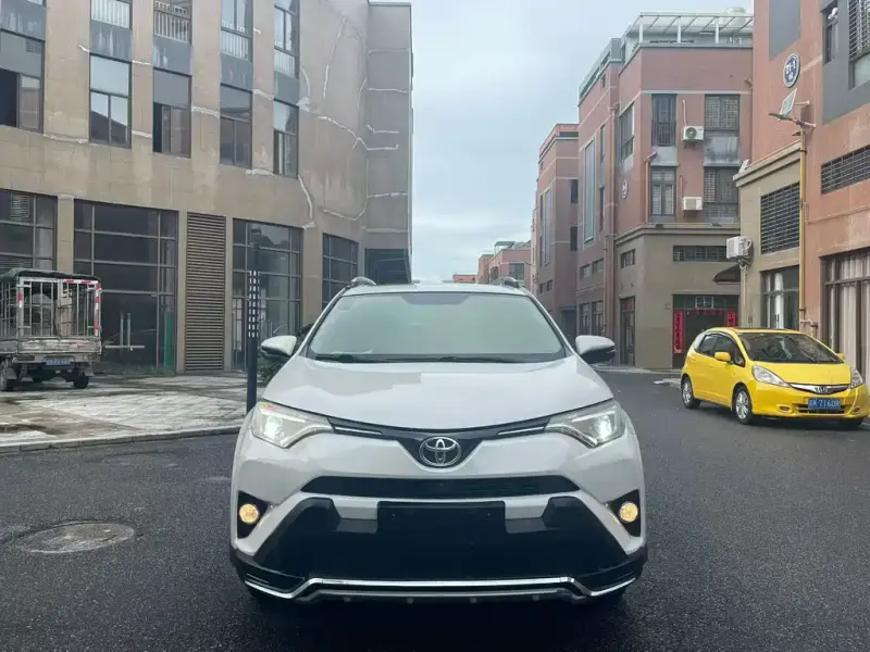 Toyota RAV4, 2017