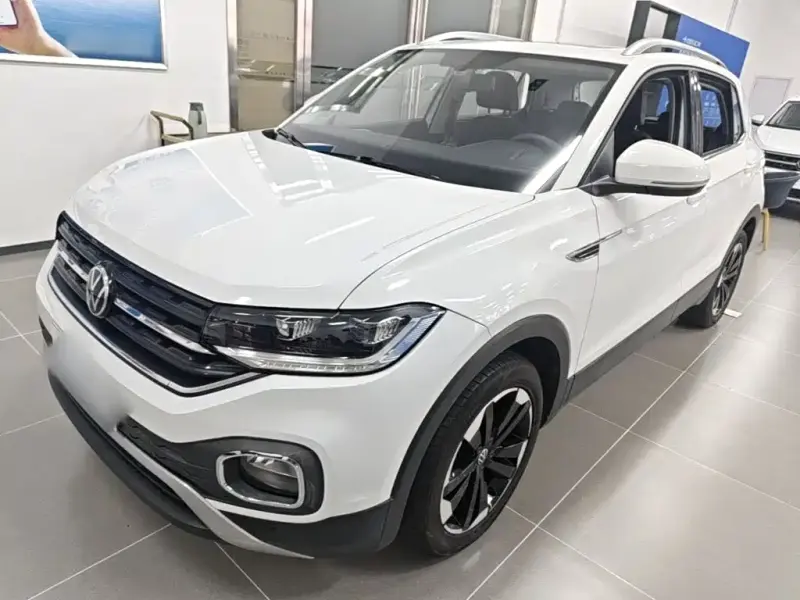Volkswagen Tacqua Volkswagen Taigun 2023 200TSI DSG Joy Connected Edition, 2024 — фото 1