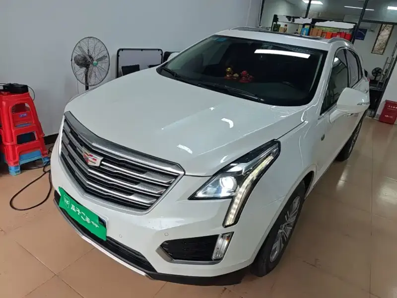 Cadillac XT5, 2017