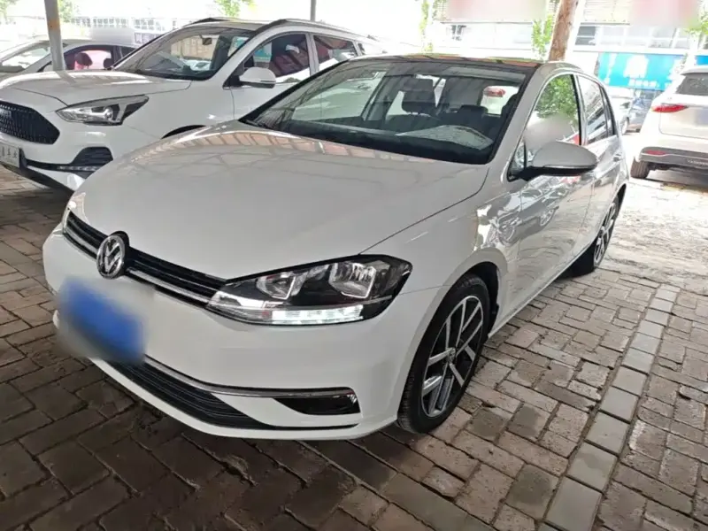 Volkswagen Golf, 2020