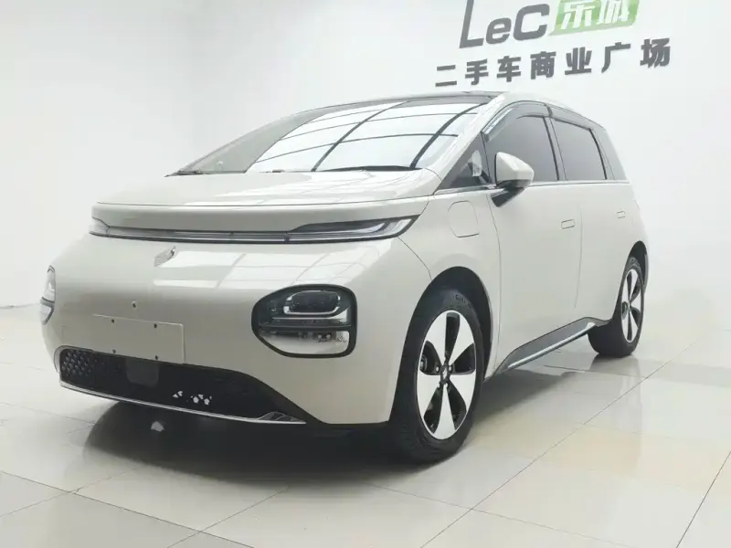 Baojun Yunduo, 2024