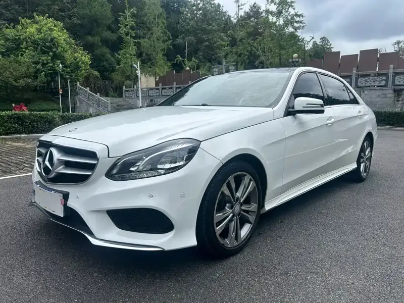 Mercedes-Benz E-Class Mercedes-Benz E-Class 2015 Facelift E 260 L Sport Luxury Type, 2016 — фото 1