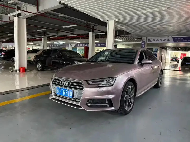 Audi A4L, 2017
