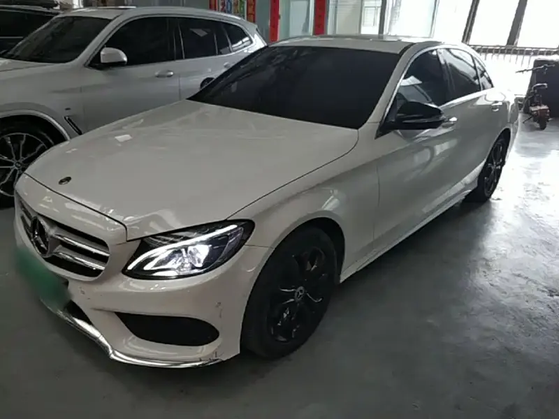 Mercedes-Benz C-Class Mercedes-Benz C-Class 2017 Facelift C 180 L Fashion Type Sport Edition, 2018 — фото 1