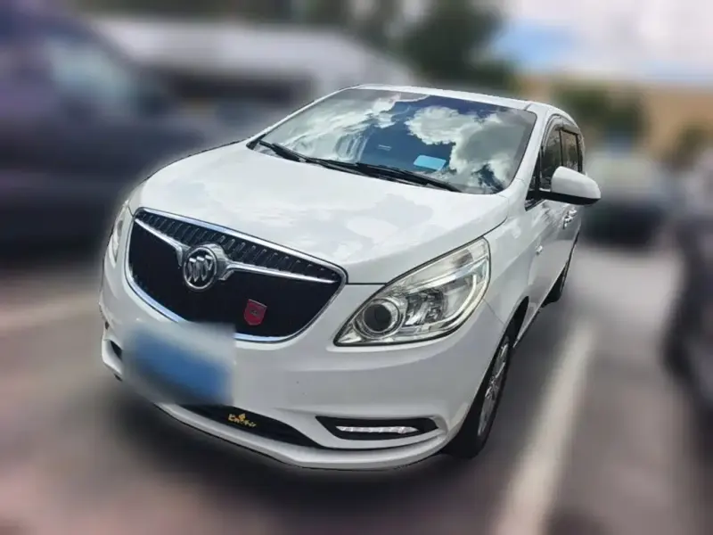 Buick GL8, 2017