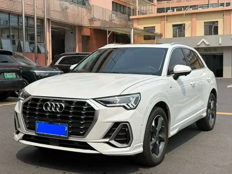 Audi Q3, 2021