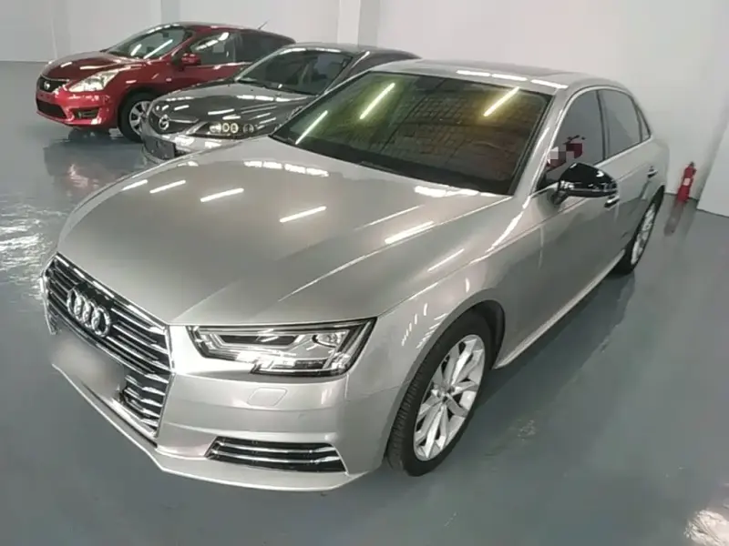 Audi A4L, 2017