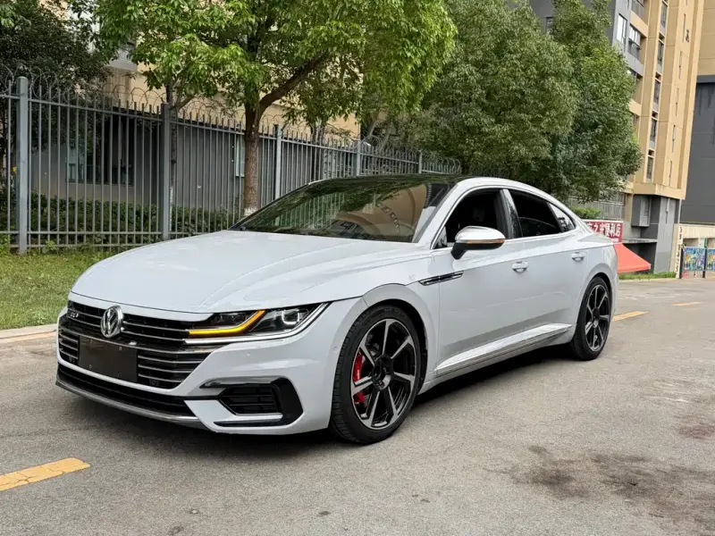 Volkswagen CC Volkswagen CC 2019 330TSI Charm Beauty Edition China V, 2019 — фото 1