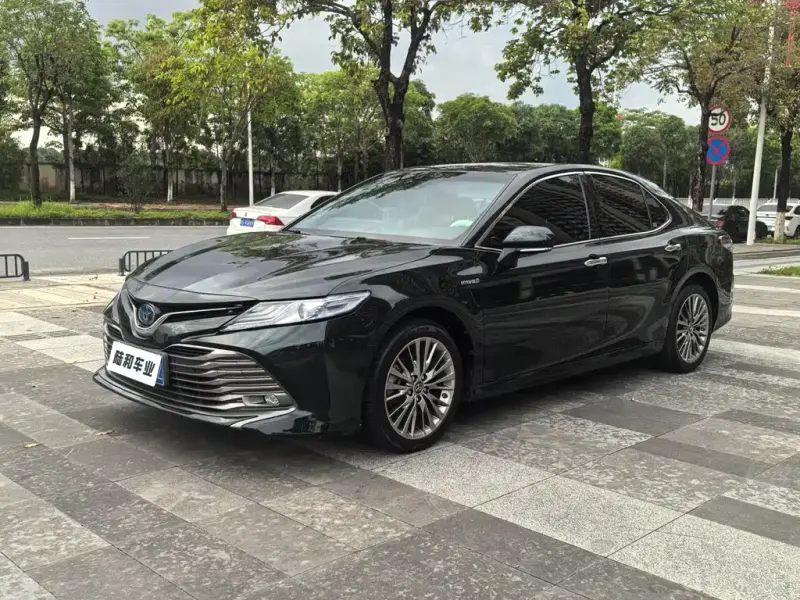 Toyota Camry, 2020