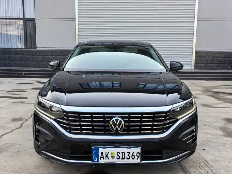 Volkswagen Passat, 2023