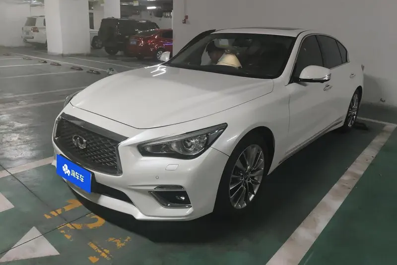 Infiniti Q50L, 2018