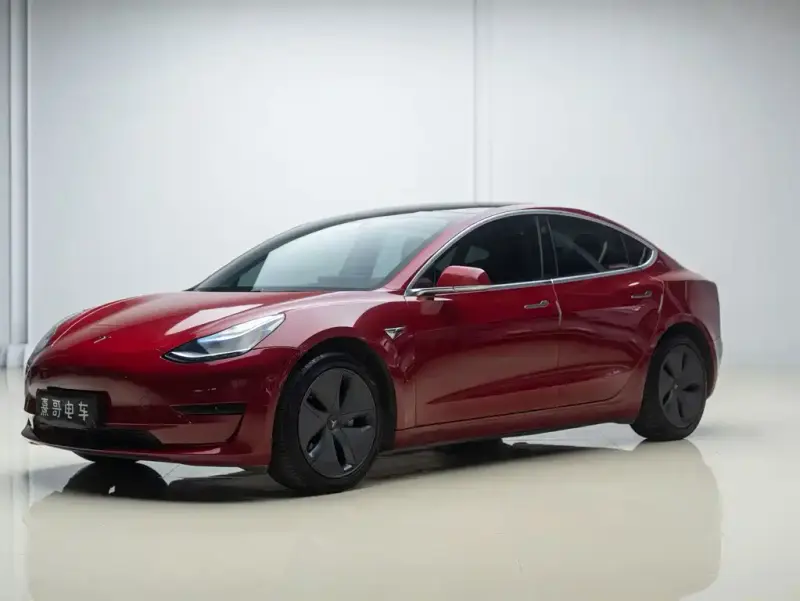 Tesla Model 3, 2021