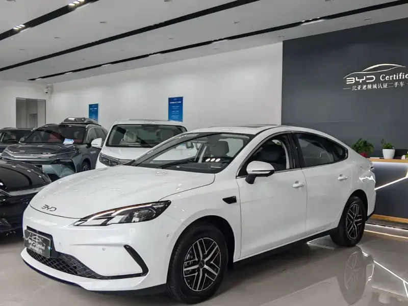 BYD Seal 05 DM-i, 2025