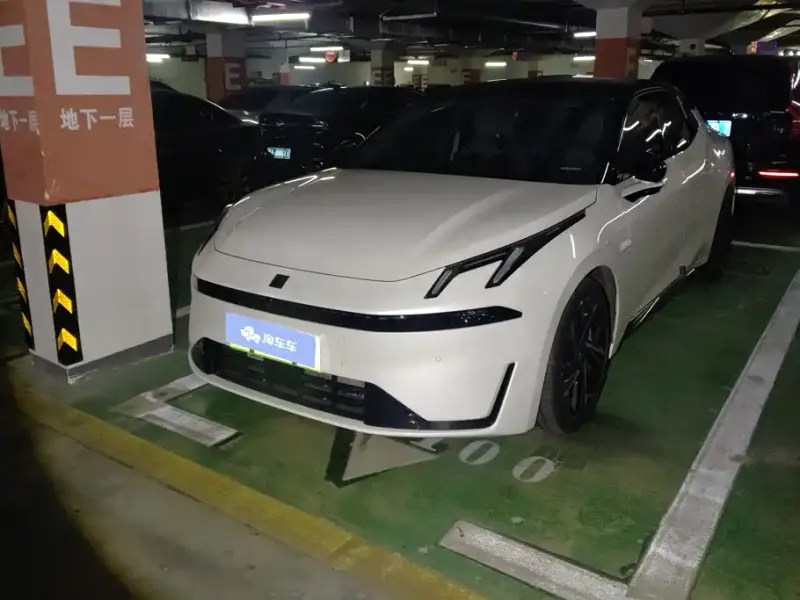 Lynk & Co 07 EM-P, 2024
