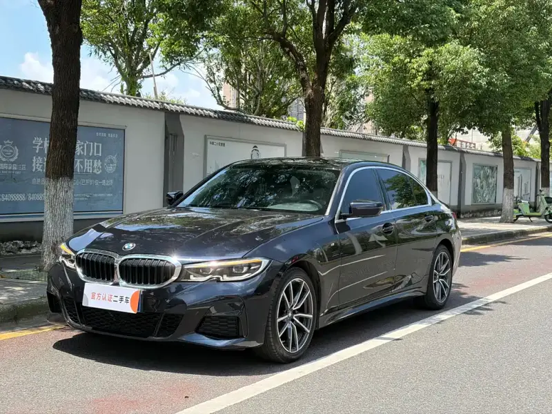 BMW 3 Series, 2021