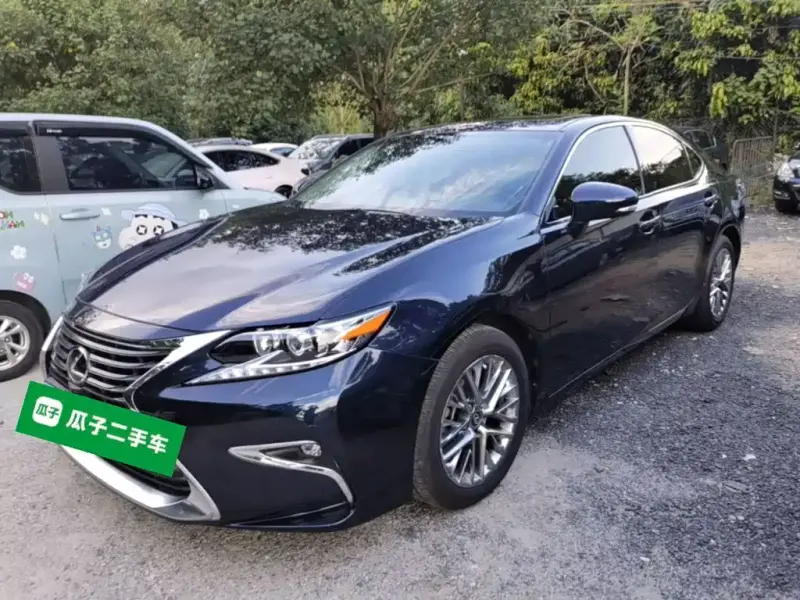 Lexus ES, 2018