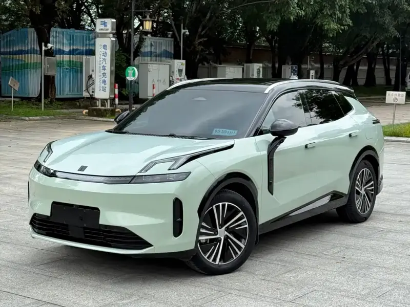 Lynk & Co 08 EM-P, 2024