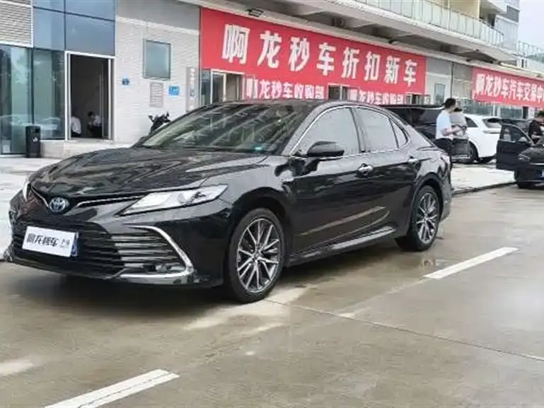 Toyota Camry, 2022