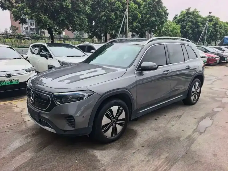 Mercedes-Benz EQB, 2022