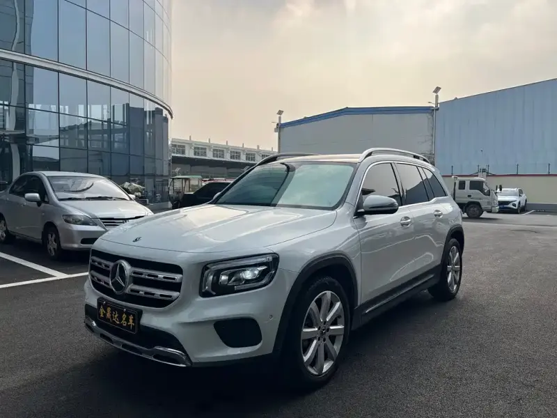 Mercedes-Benz GLB, 2020