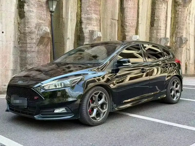 Ford Focus (Import), 2018